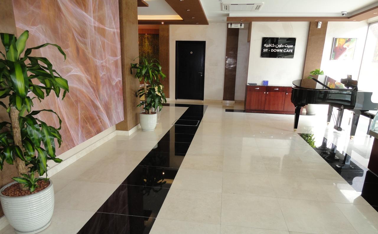 Al Andalus Plaza Hotel Манама Екстериор снимка