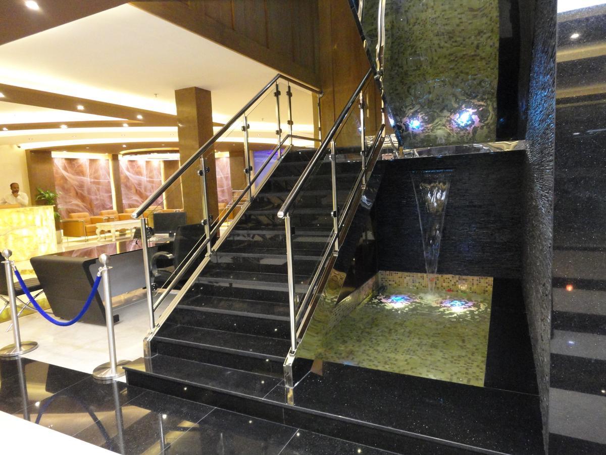 Al Andalus Plaza Hotel Манама Екстериор снимка
